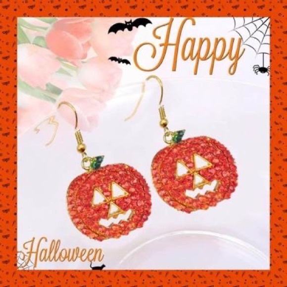 New Halloween ๐ Crystal Rhinestone Gorgeous Pumpkin Earrings
Sparkles - Picture 1 of 11